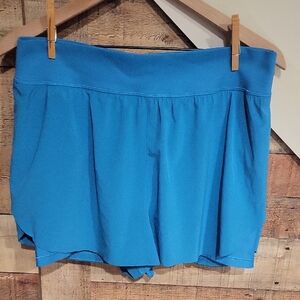Athleta Vibrant Blue Crossover Run Shorts
